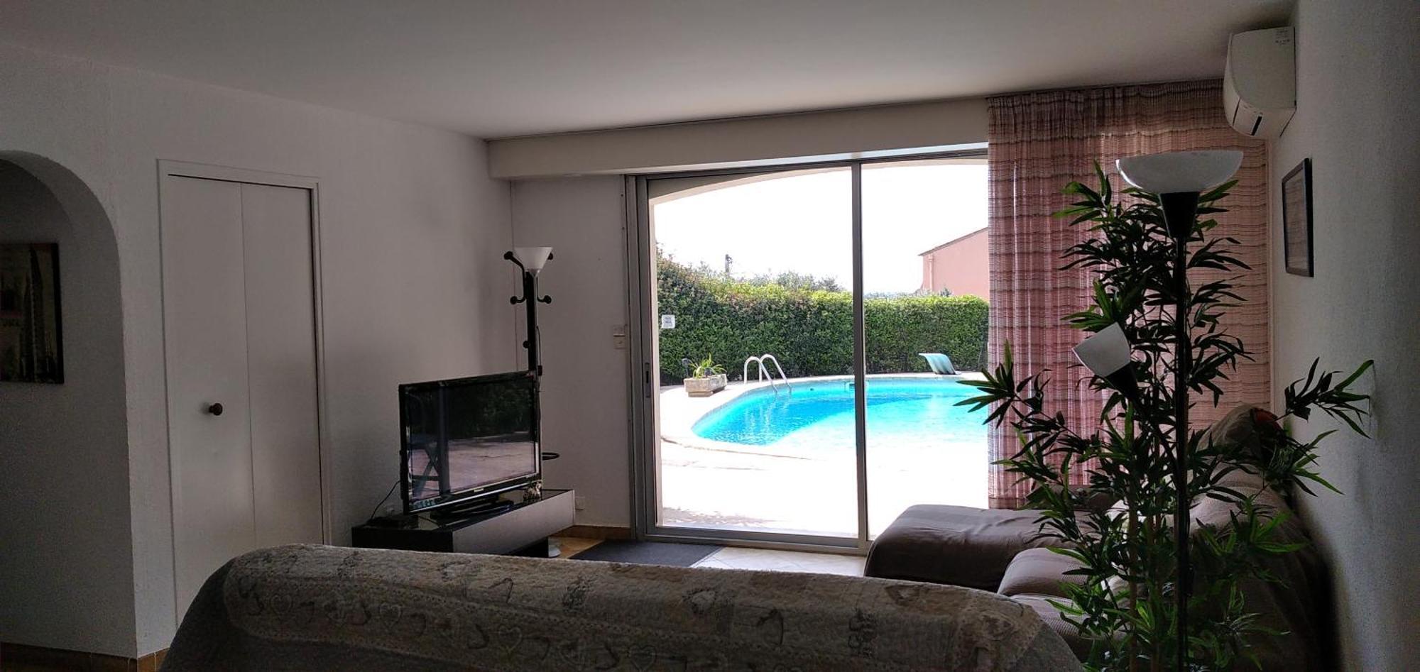 Location Gite En Provence บูแคร์ ภายนอก รูปภาพ
