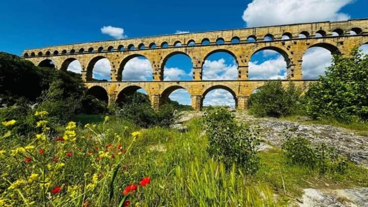 Location Gite En Provence บูแคร์ ภายนอก รูปภาพ